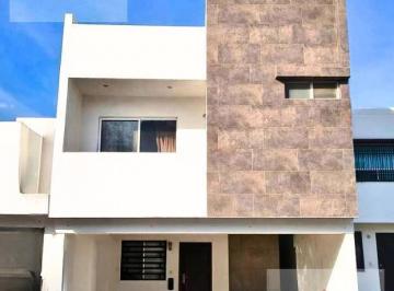 Casa · 220m² · 3 Recámaras · 3 Estacionamientos · Casa en Venta Equipada en Privenza Quinta Real