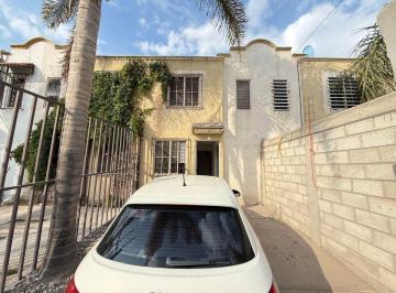 Casa de 2 habitaciones, Querétaro · Casa Nardo - Rancho Bellavista Queretaro