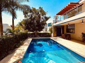Casa de 4 habitaciones, Emiliano Zapata · Propiedad en Venta en Paraíso Country