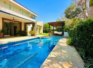 Casa de 4 habitaciones, Emiliano Zapata · Propiedad en Venta en Paraíso Country