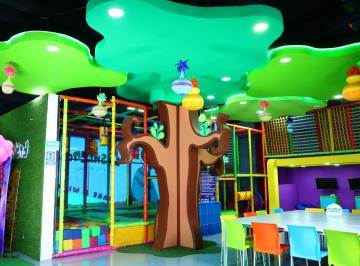 Local comercial , Monterrey · Traspaso Salón de Fiestas Infantiles Zona Sur