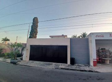 Casa de 4 habitaciones, Mérida · Casa en Venta en Pinos del Norte