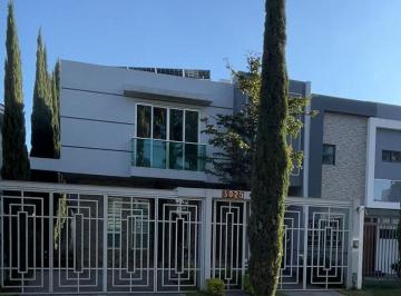 Casa de 3 habitaciones, Zapopan · Casa en Venta en Jardín Real - Av Valle Atemajac 3025