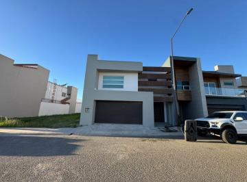 Casa de 3 habitaciones, Tijuana · Casa en Renta en Paraíso del Río – Zona Río (3ra Etapa)