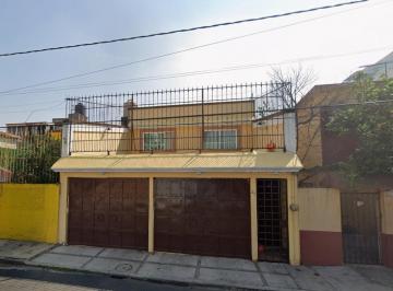 Casa de 3 habitaciones, Coyoacán · Venta de Casa en Colonia El Reloj Coyoacan Cdmx