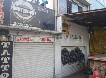 Casa · 193m² · 4 Recámaras · Casa con Locales en Venta en Nuevo Laredo, Ecatepec, Estado de México