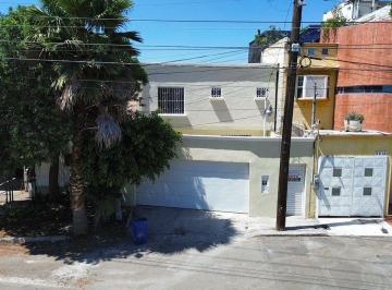 24bcb9ccb0c458b69b9a93752b70c5283a950427c9ec74cebd788a108fe45dfc · Casa en Venta en Otay Itr – Frente a Parque