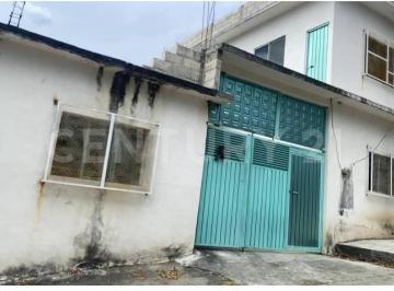 Casa · 100m² · 2 Recámaras · 5 Estacionamientos · Casa en Venta con Terreno Cocoyotla, Coatlán del Río, Estado de Morelos