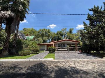 Casa de 3 habitaciones, Puebla · Espectacular Casa de 1 Piso con Alberca en Fracc Moratilla