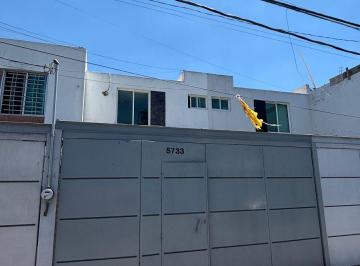 Casa de 3 habitaciones, Zapopan · Excelente Casa en Jocotan