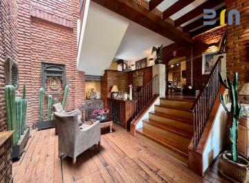Casa · 400m² · 3 Recámaras · 2 Estacionamientos · La Herradura. Casa en Venta