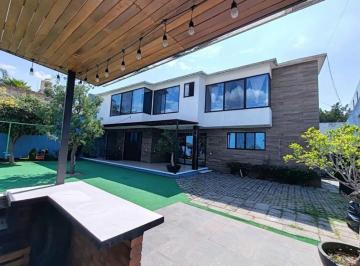 Casa · 380m² · 4 Recámaras · 2 Estacionamientos · Casa Sola en Ahuatepec Cuernavaca - Maz - 2628 - Cs