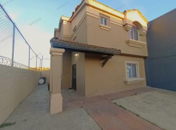 Casa de 3 habitaciones, Tijuana · Renta Casa Quinta Versalles Magnifico Entorno Familiar Muy Seguro