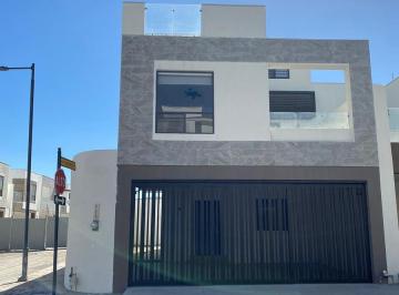 Casa · 250m² · 3 Recámaras · 2 Estacionamientos · Casa en Renta, Fraccionamiento Arbórea, Dominio Cumbres, García Nl