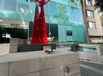 Oficina , Guadalajara · Oficina en Av Pablo Neruda en Renta
