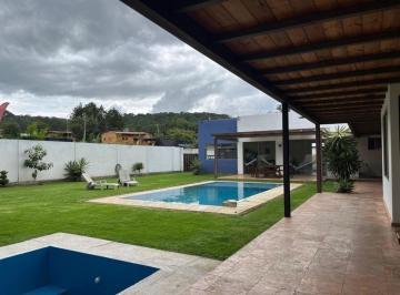 Casa de 4 habitaciones, Valle de Bravo · Renta de Casa en San Mateo Acatitlan, Valle de Bravo