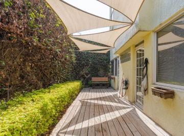 Casa de 3 habitaciones, Naucalpan de Juárez · Casa en Venta en Ciudad Satélite, con Terraza y Jardín