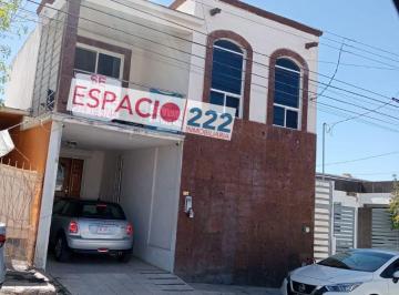 Casa de 3 habitaciones, Chihuahua · Se Vende Casa de 2 Plantas en Col. Panorámico $2'650,000