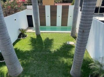 Casa · 181m² · 4 Recámaras · 2 Estacionamientos · Casa en Jiutepec