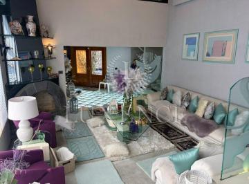 Casa · 321m² · 5 Recámaras · 3 Estacionamientos · Casa en Jardines del Pedregal de San Angel en Venta