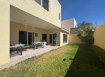 Casa en condominio de 3 habitaciones, Aguascalientes · Casa en Venta en Cto. Las Misiones