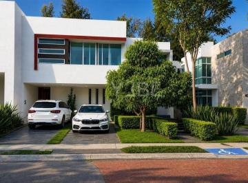 Casa de 3 habitaciones, Zapopan · Casa en Venta Olivos Residencial
