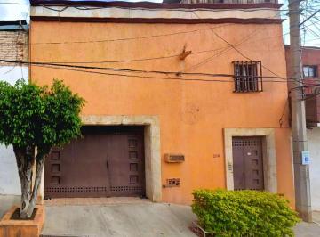Casa de 4 habitaciones, Oaxaca de Juárez · Casa de 180 m² con 4 Recámaras en Venta en Santa Rosa, Oaxaca de Juárez.