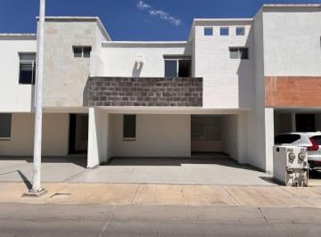 Casa de 3 habitaciones, León · Casa en Venta Fracc. Danubio Azul León Gto Zona Norte Sobre Blvd Insurgentes
