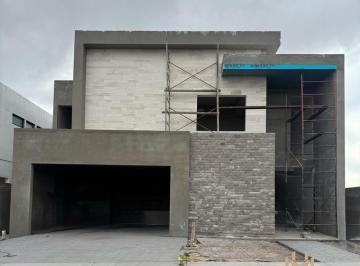 Casa · 420m² · 5 Recámaras · 2 Estacionamientos · Casa en Venta Fracc. Dominio Residencial $17,000,000.