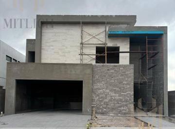 Casa · 420m² · 5 Recámaras · 2 Estacionamientos · Casa en Venta Fracc. Dominio Residencial $17,000,000.