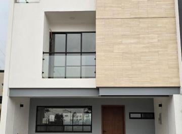 Casa en condominio de 3 habitaciones, Atizapán de Zaragoza · "Duerme Tranquilo Mientras Tus Hijos Juegan: Seguridad y Paz en Tu Nuevo Hogar."