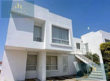 Casa · 99m² · 3 Recámaras · 1 Estacionamiento · Casa en Venta en Fracc Nubes en El Mirador