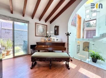 Casa · 598m² · 3 Recámaras · 3 Estacionamientos · La Herradura. Casa en Venta