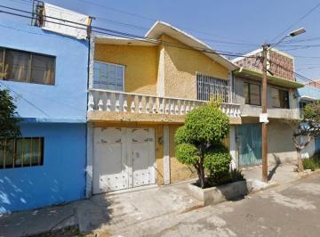 Casa de 3 habitaciones, Nezahualcóyotl · Casa en Venta Nezahualcoyotl