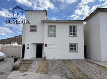 c2335e402be57f10a77f0bdc0f574f55ab6a6f1bd3ca9920f5e1324235ced965 · Casa Amueblada en Renta Al Norte en Santa Clara