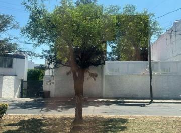 Casa en condominio de 3 habitaciones, León · Arbide Vta Csa Hermosa / en Privada 8 Casas 3 Recam, Cocina Integral Nueva 2 Autos, Area T. V.