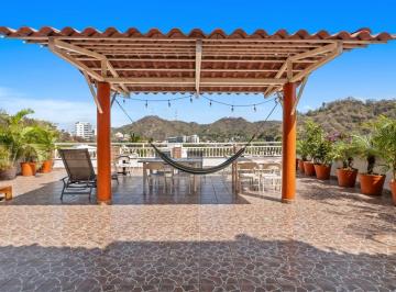 Edificio , Puerto Vallarta · Edificio en Venta, Potencial Inversión en Puerto Vallarta, 900 m² de Construcción