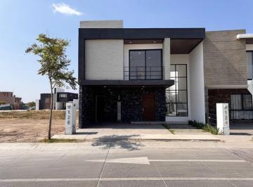 Casa de 3 habitaciones, León · Casa en Venta con 237 m² de Construcción y 3 Recámaras en Venta en Mayorca Residencial León Gto