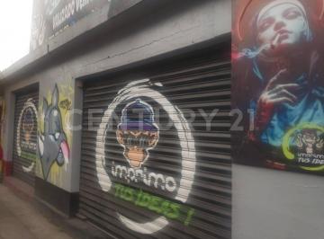 Local comercial · 350m² · Locales en Venta en Santa María Totoltepec, Toluca, Estado de México