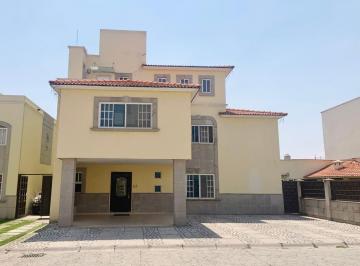 Casa de 4 habitaciones, Metepec · Casa en Venta en Fracc Rinconada Tizatlali