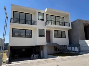 Casa · 400m² · 3 Recámaras · 6 Estacionamientos · Casa en Bosque Real $ m² Terreno. 720