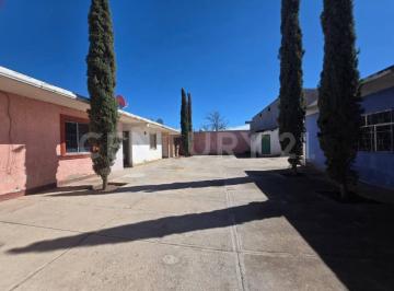 Casa · 247m² · 6 Recámaras · 4 Estacionamientos · Departamentos en Venta Sector Tres Robinson, Chihuahua