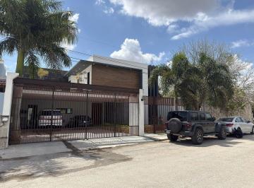 67f8daefe33d0751bbdce21fe30ffb020de49034fd8839a0023d9888e307f050 · Casa en Venta Dzityá | 4 Recámaras, Alberca, Oficinas y Gimnasio