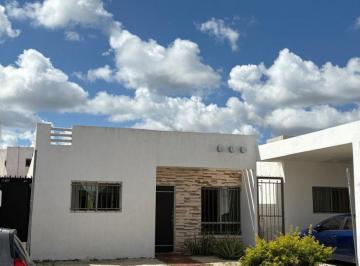 Casa de 2 habitaciones, Mérida · Casa 2 Recámaras en Venta en Fraccionamiento Las Américas