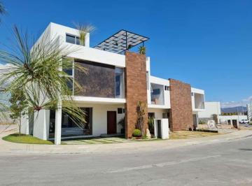 Casa de 4 habitaciones, Pachuca · Casa en Venta Medeleine Pachuca