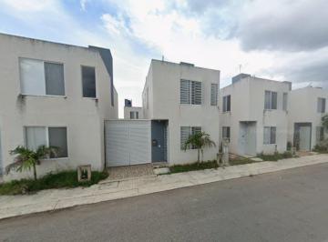 Casa de 3 habitaciones, Mérida · Casa en Venta Fraccionamiento Las Palmas.