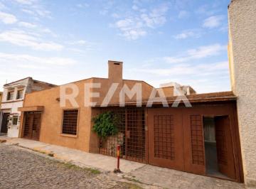 Casa · 309m² · 4 Recámaras · 5 Estacionamientos · Venta Casa Santa Cruz del Monte - (4)