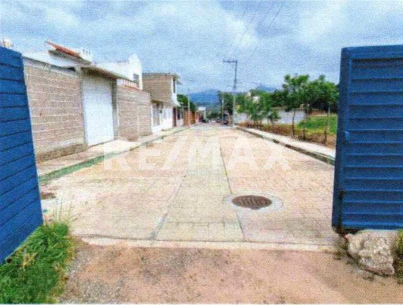 Terreno con Edificios Para La Educacion Ubicado En, Cintalapa, Chiapas - (4)