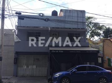 Casa uso de suelo · 331m² · 5 Estacionamientos · Casa - Comercial en Renta - (4)