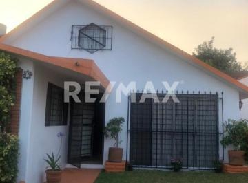 Casa · 93m² · 2 Recámaras · 1 Estacionamiento · "Cabaña de Ensueño: Exclusividad y Naturaleza Frente Al Club Asturiano" - (4)